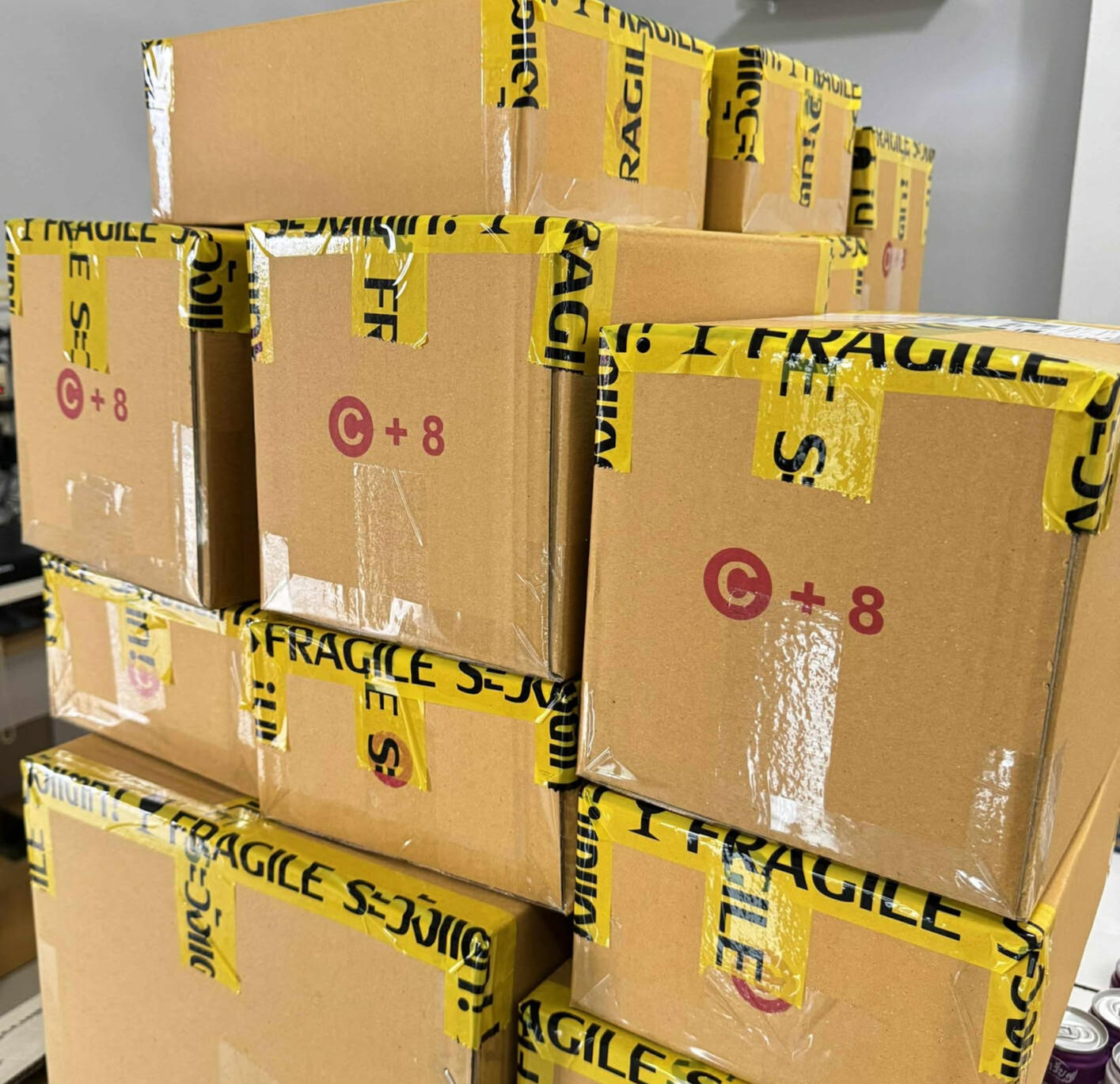 กล่องพัสดุเตรียมจัดส่ง จันท์สแน็ค